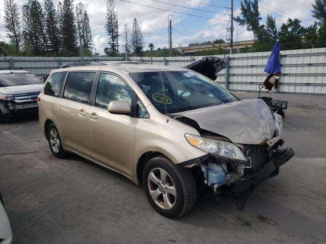 Photo 0 VIN: 5TDKK3DCXES406218 - TOYOTA SIENNA LE 