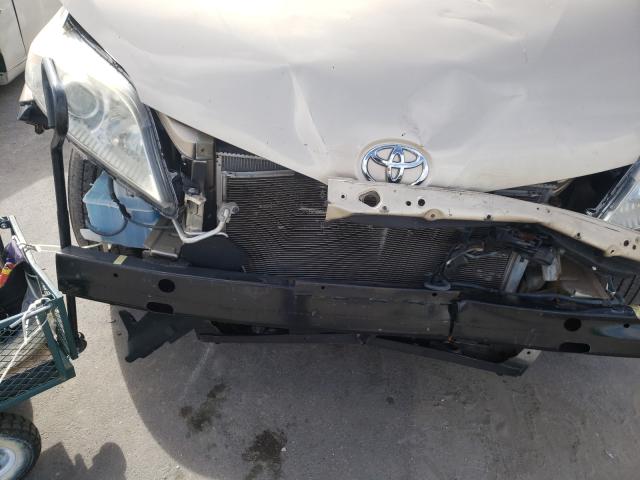 Photo 8 VIN: 5TDKK3DCXES406218 - TOYOTA SIENNA LE 