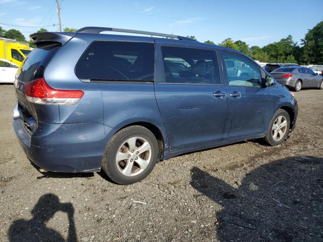 Photo 2 VIN: 5TDKK3DCXES434472 - TOYOTA SIENNA LE 