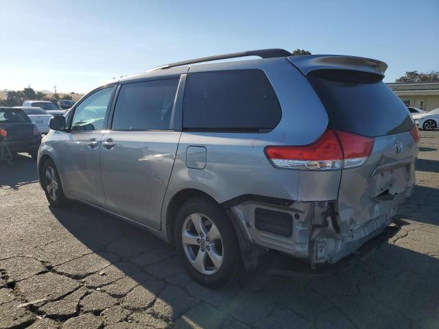 Photo 1 VIN: 5TDKK3DCXES447156 - TOYOTA SIENNA LE 