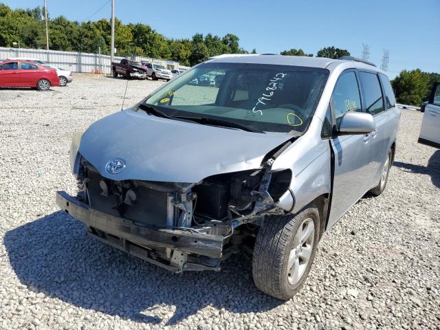 Photo 1 VIN: 5TDKK3DCXES484370 - TOYOTA SIENNA LE 