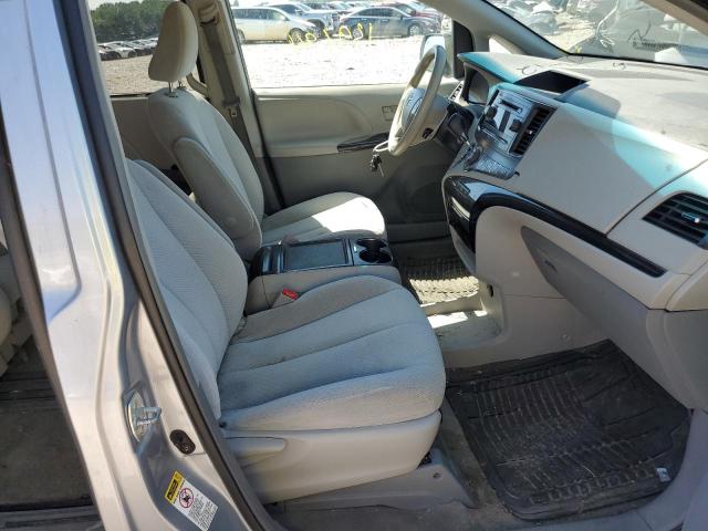 Photo 4 VIN: 5TDKK3DCXES484370 - TOYOTA SIENNA LE 