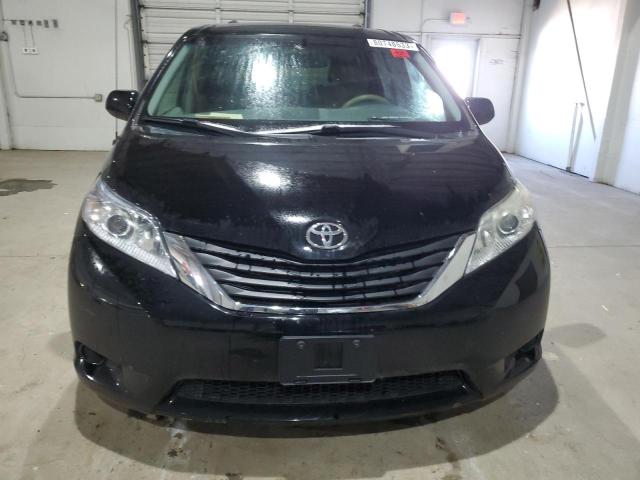 Photo 4 VIN: 5TDKK3DCXES487446 - TOYOTA SIENNA LE 