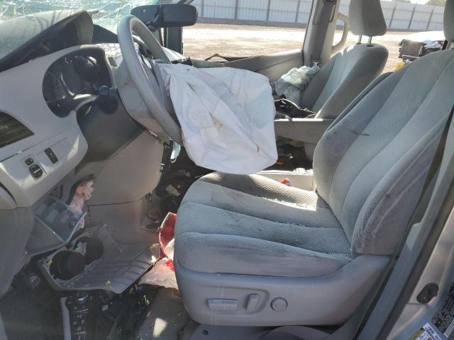 Photo 6 VIN: 5TDKK3DCXES489794 - TOYOTA SIENNA LE 