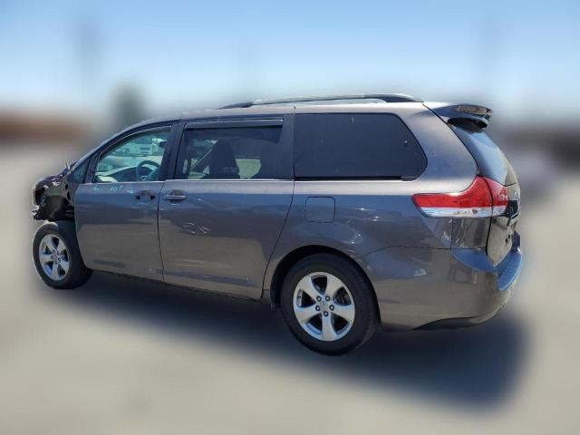 Photo 1 VIN: 5TDKK3DCXES506674 - TOYOTA SIENNA LE 