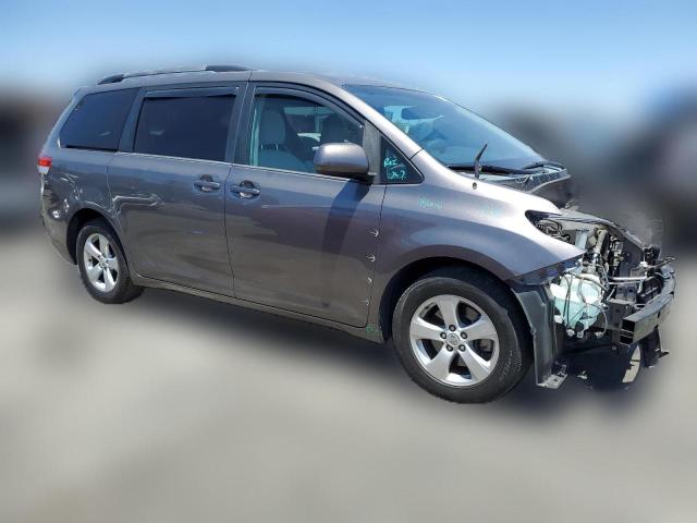 Photo 3 VIN: 5TDKK3DCXES506674 - TOYOTA SIENNA LE 