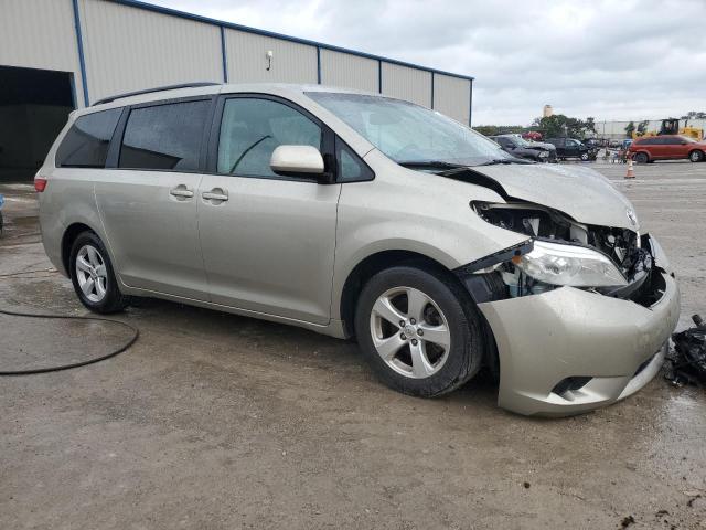 Photo 3 VIN: 5TDKK3DCXFS531298 - TOYOTA SIENNA LE 