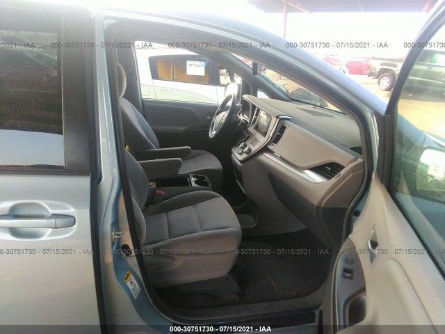 Photo 4 VIN: 5TDKK3DCXFS539434 - TOYOTA SIENNA 