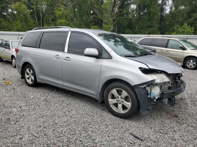 Photo 3 VIN: 5TDKK3DCXFS554001 - TOYOTA SIENNA LE 