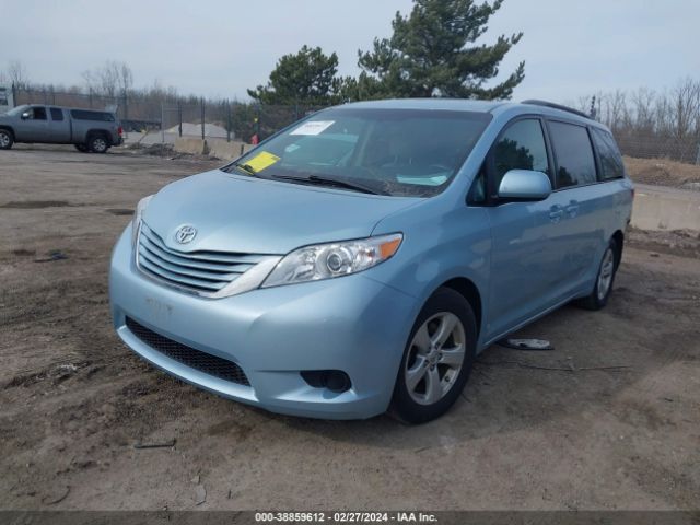 Photo 1 VIN: 5TDKK3DCXFS554967 - TOYOTA SIENNA 