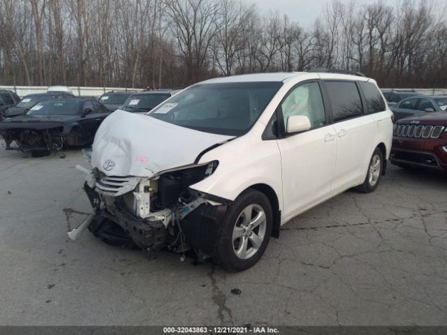 Photo 1 VIN: 5TDKK3DCXFS561501 - TOYOTA SIENNA 