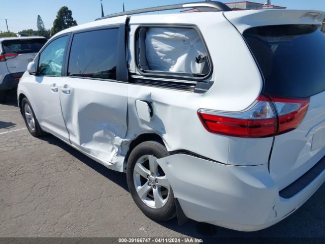 Photo 5 VIN: 5TDKK3DCXFS565936 - TOYOTA SIENNA 