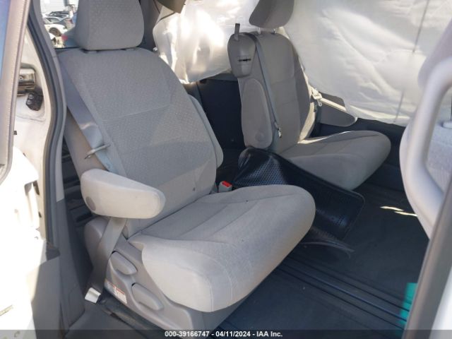 Photo 7 VIN: 5TDKK3DCXFS565936 - TOYOTA SIENNA 