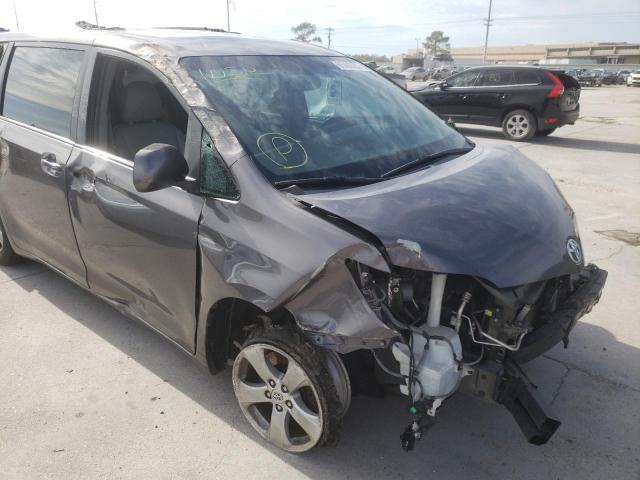 Photo 8 VIN: 5TDKK3DCXFS566388 - TOYOTA SIENNA LE 