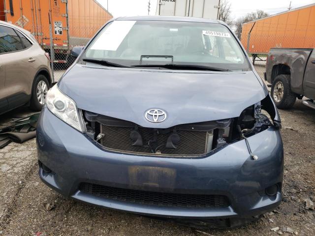 Photo 4 VIN: 5TDKK3DCXFS567282 - TOYOTA SIENNA LE 