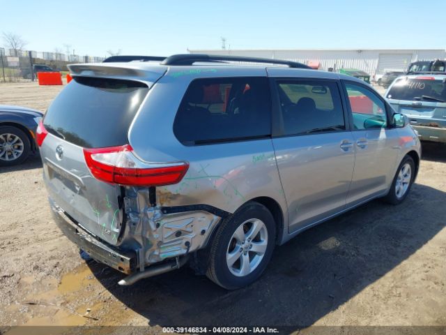 Photo 3 VIN: 5TDKK3DCXFS571607 - TOYOTA SIENNA 