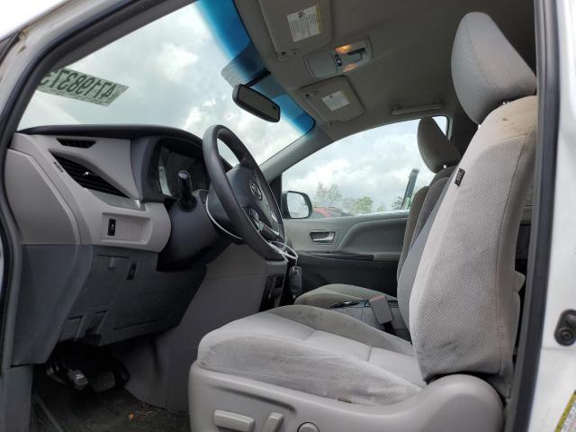 Photo 6 VIN: 5TDKK3DCXFS594028 - TOYOTA SIENNA LE 