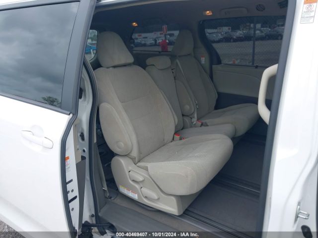 Photo 7 VIN: 5TDKK3DCXFS625889 - TOYOTA SIENNA 