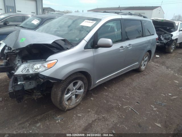 Photo 1 VIN: 5TDKK3DCXFS661680 - TOYOTA SIENNA 