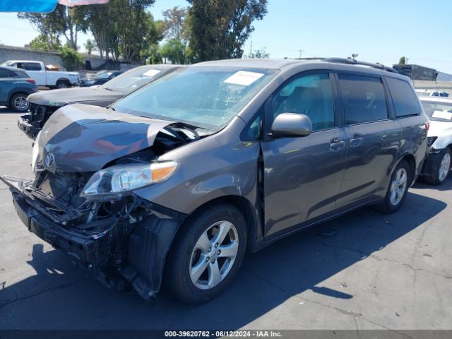 Photo 1 VIN: 5TDKK3DCXGS696494 - TOYOTA SIENNA 