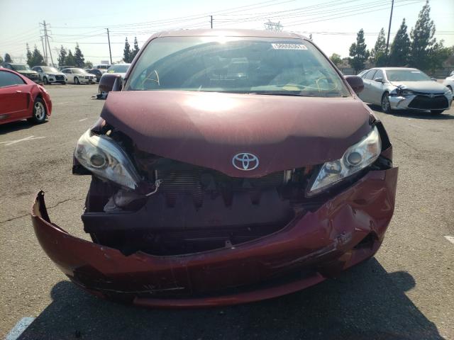 Photo 8 VIN: 5TDKK3DCXGS711835 - TOYOTA SIENNA LE 