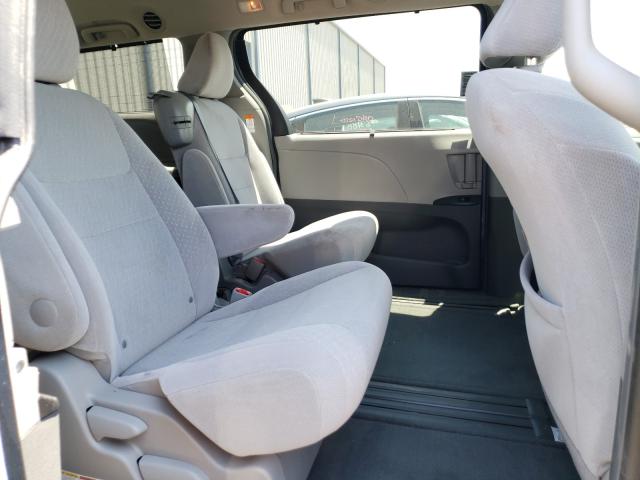 Photo 5 VIN: 5TDKK3DCXGS722558 - TOYOTA SIENNA LE 