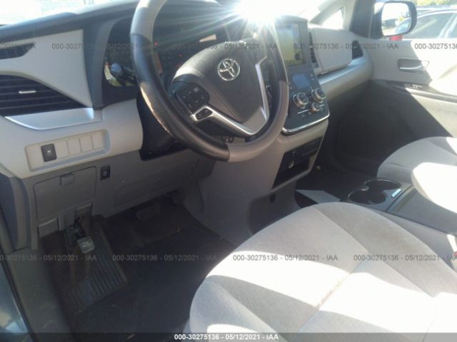 Photo 4 VIN: 5TDKK3DCXGS726528 - TOYOTA SIENNA 