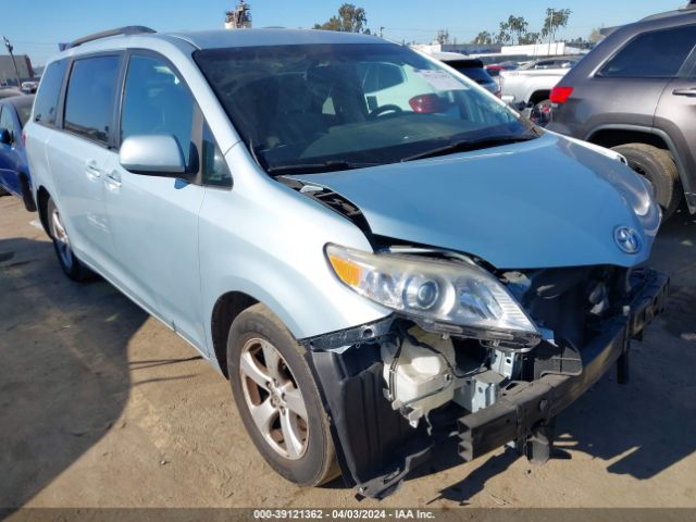 Photo 5 VIN: 5TDKK3DCXGS746407 - TOYOTA SIENNA 