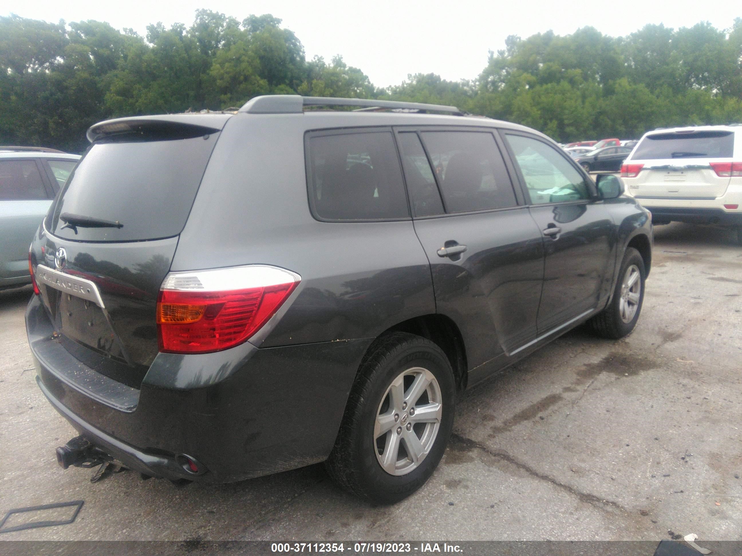 Photo 3 VIN: 5TDKK3EH7AS023213 - TOYOTA HIGHLANDER 