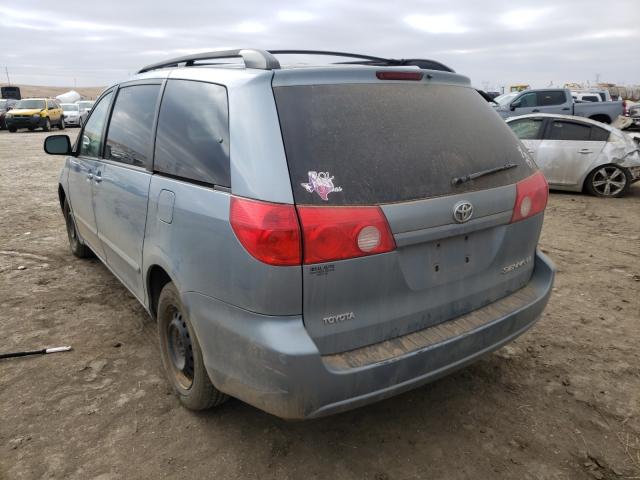 Photo 2 VIN: 5TDKK4CC0AS291243 - TOYOTA SIENNA CE 