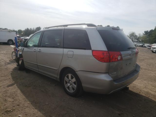 Photo 2 VIN: 5TDKK4CC0AS301866 - TOYOTA SIENNA CE 