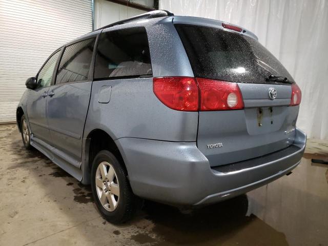 Photo 2 VIN: 5TDKK4CC0AS310230 - TOYOTA SIENNA CE 