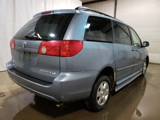 Photo 3 VIN: 5TDKK4CC0AS310230 - TOYOTA SIENNA CE 