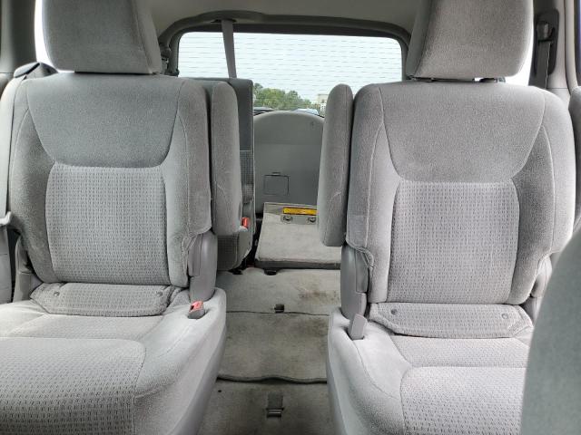 Photo 9 VIN: 5TDKK4CC0AS322040 - TOYOTA SIENNA CE 