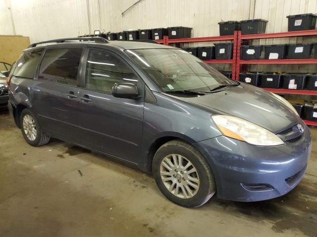 Photo 3 VIN: 5TDKK4CC0AS322572 - TOYOTA SIENNA CE 