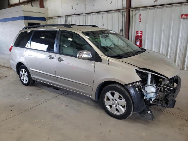 Photo 3 VIN: 5TDKK4CC0AS325066 - TOYOTA SIENNA CE 