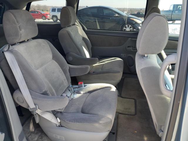 Photo 10 VIN: 5TDKK4CC0AS327805 - TOYOTA SIENNA CE 