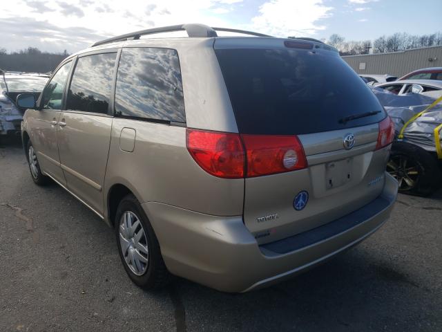 Photo 2 VIN: 5TDKK4CC0AS328324 - TOYOTA SIENNA CE 