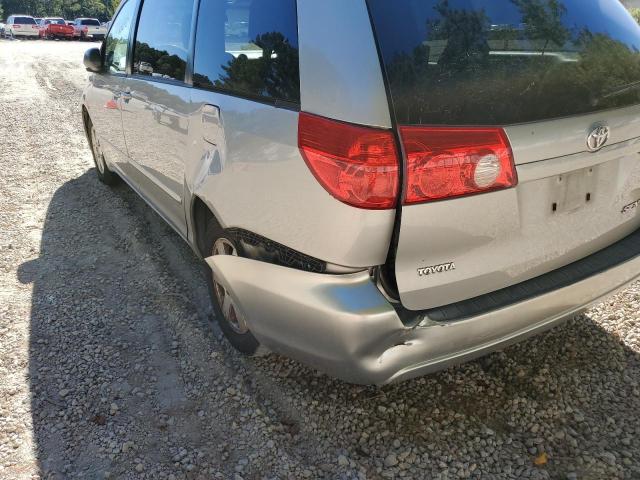 Photo 8 VIN: 5TDKK4CC0AS334477 - TOYOTA SIENNA CE 