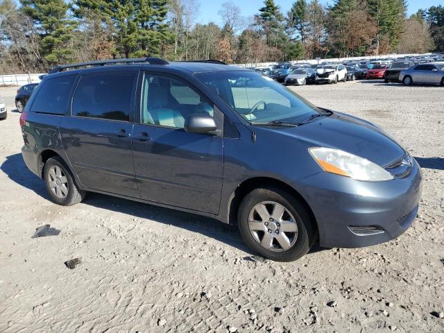 Photo 3 VIN: 5TDKK4CC0AS337105 - TOYOTA SIENNA CE 