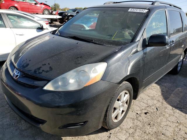 Photo 8 VIN: 5TDKK4CC1AS293289 - TOYOTA SIENNA CE 