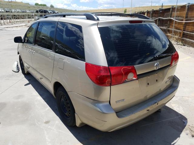 Photo 2 VIN: 5TDKK4CC1AS306509 - TOYOTA SIENNA CE 