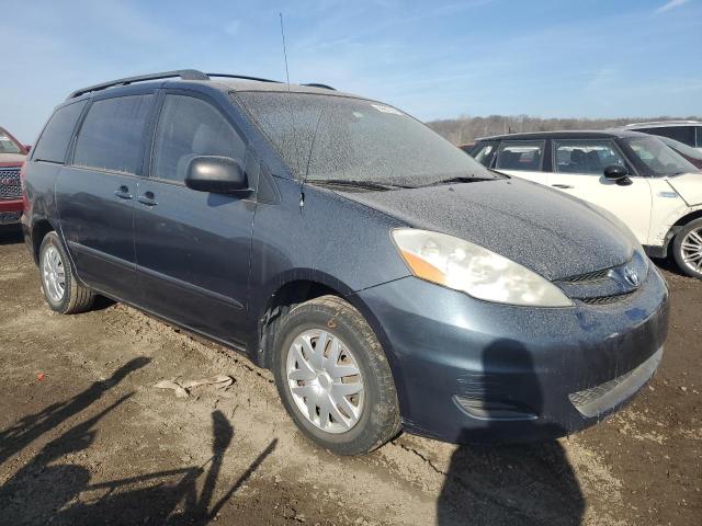 Photo 3 VIN: 5TDKK4CC1AS312276 - TOYOTA SIENNA CE 