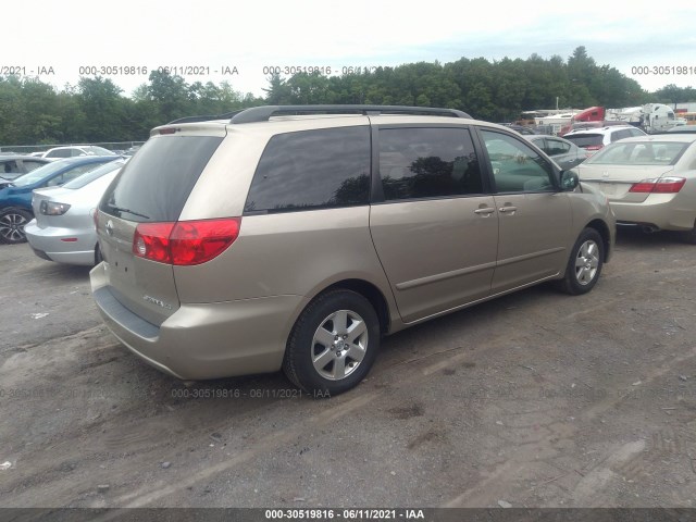 Photo 3 VIN: 5TDKK4CC1AS318739 - TOYOTA SIENNA 