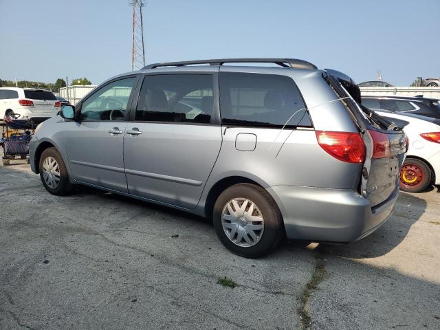 Photo 1 VIN: 5TDKK4CC1AS322810 - TOYOTA SIENNA CE 