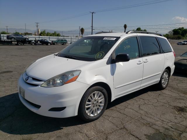 Photo 1 VIN: 5TDKK4CC1AS326954 - TOYOTA SIENNA 