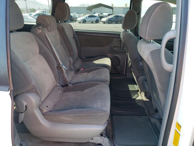 Photo 5 VIN: 5TDKK4CC1AS326954 - TOYOTA SIENNA 