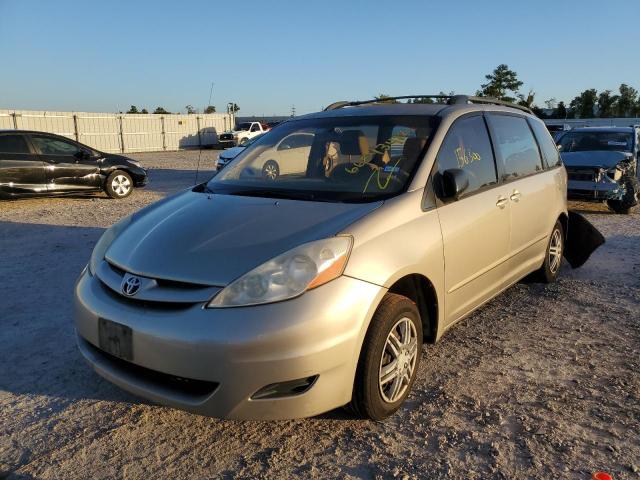 Photo 1 VIN: 5TDKK4CC1AS335492 - TOYOTA SIENNA CE 