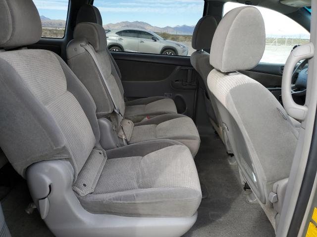 Photo 5 VIN: 5TDKK4CC1AS338408 - TOYOTA SIENNA CE 