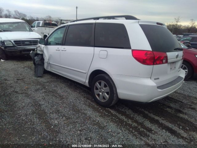 Photo 2 VIN: 5TDKK4CC1AS340126 - TOYOTA SIENNA 